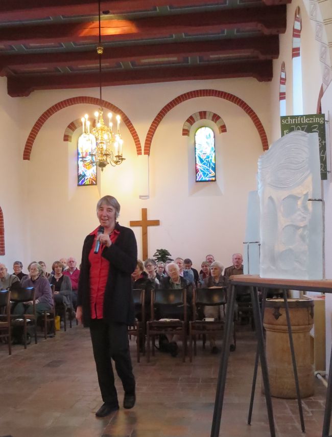 Ovengevormd glas. De onthulling van twee kunstwerken in de Protestantse Gemeente te Hoogkerk 2016